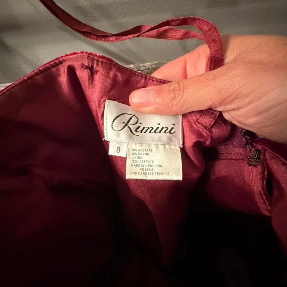 Rimini velvet dress size 8,‎ zipper good, missing part of hook and eye.